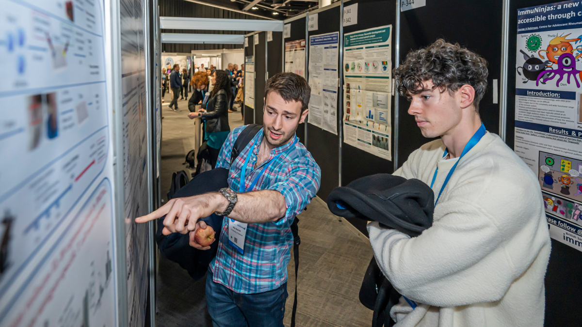 BSI Congress 2023 delegates discussing scientific poster