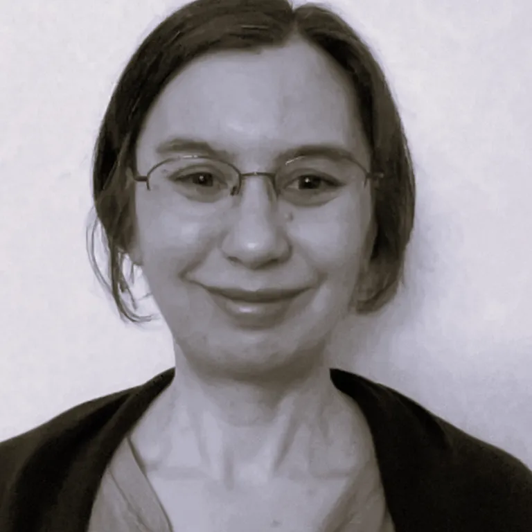 Megan MacLeod headshot
